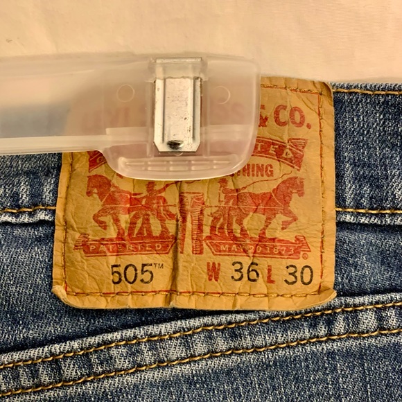 Men's LEVIS 505 Straight Fit ~ Medium Blue Jeans Tag 36 x 30 - Picture 3 of 6